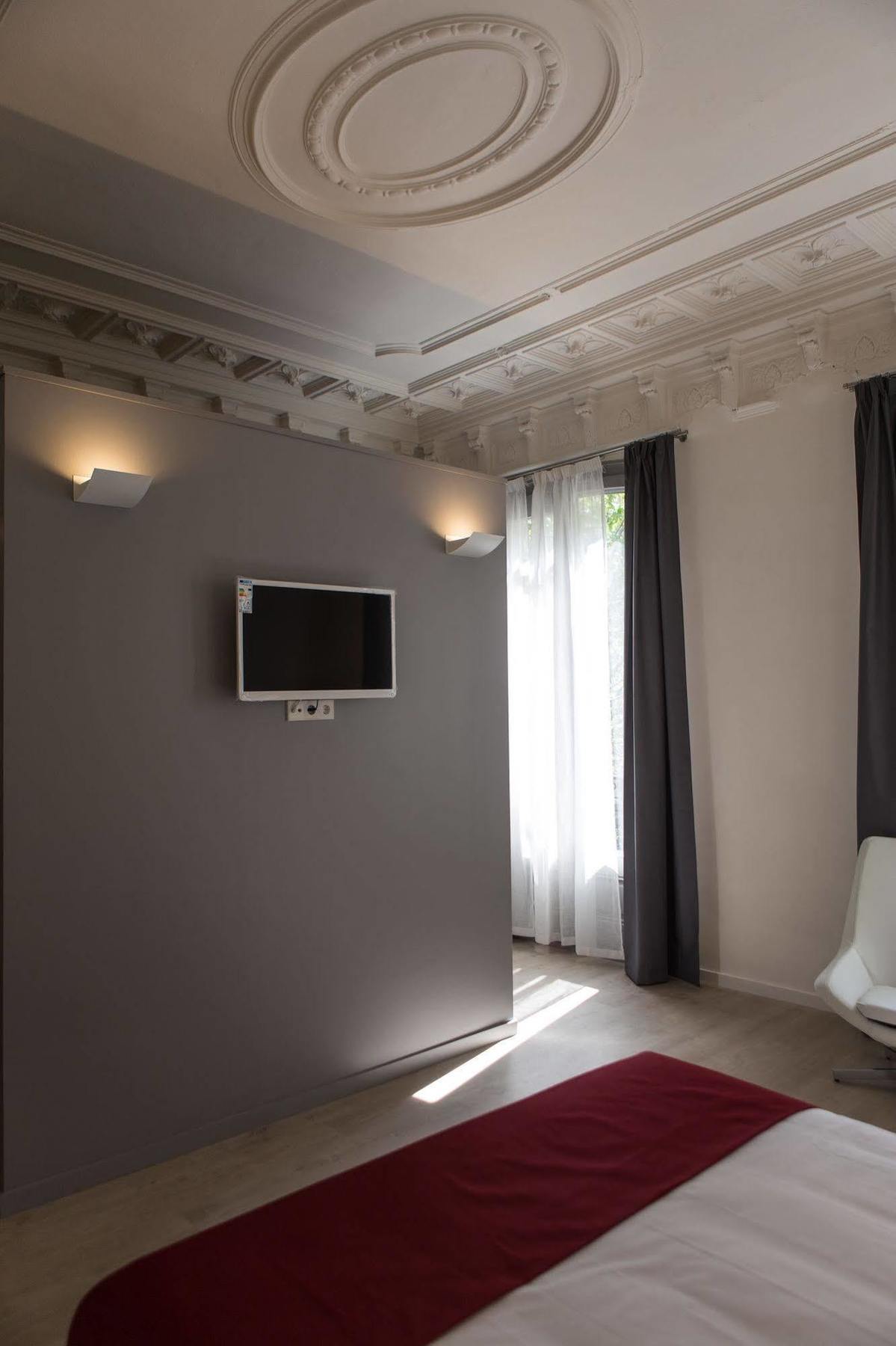 Izaila Plaza Catalunya Hotel Barcelona Exterior photo